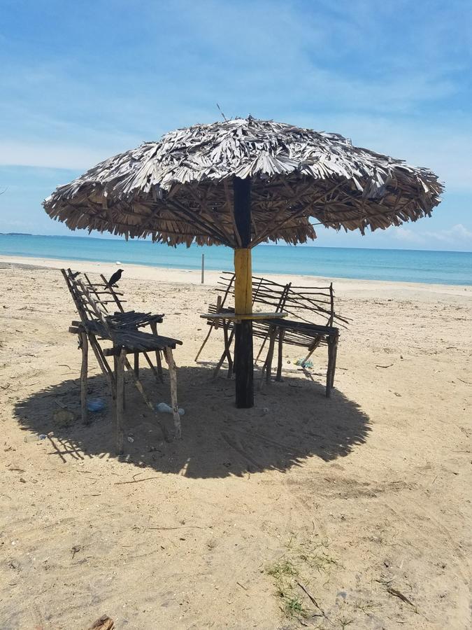 Luna Beach Hotel Нилавели Екстериор снимка