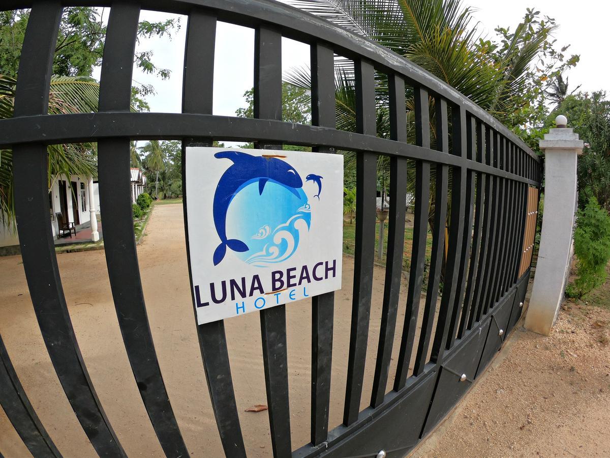 Luna Beach Hotel Нилавели Екстериор снимка
